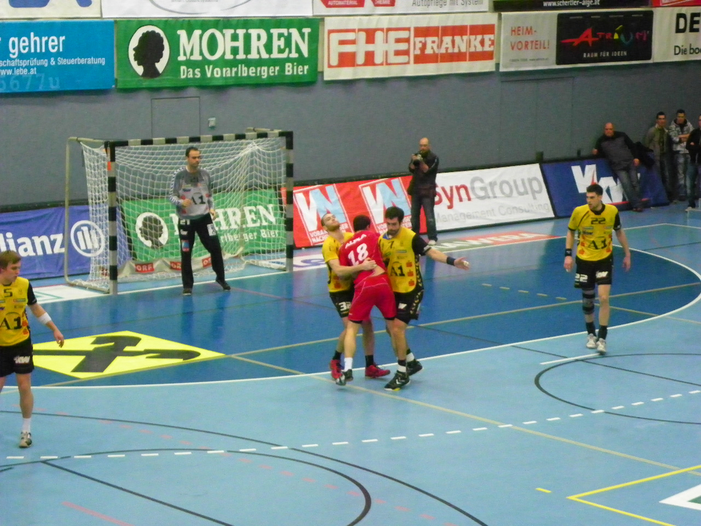 109_3992_jpg-1297963908