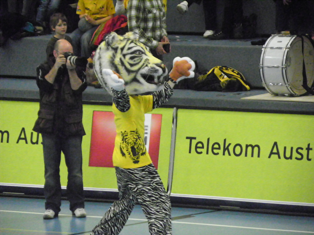 109_4001_jpg-1297963937