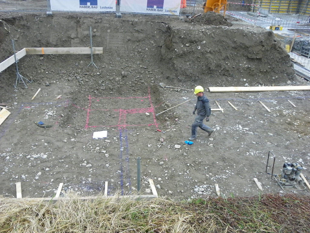 109_3940_jpg-1298047134