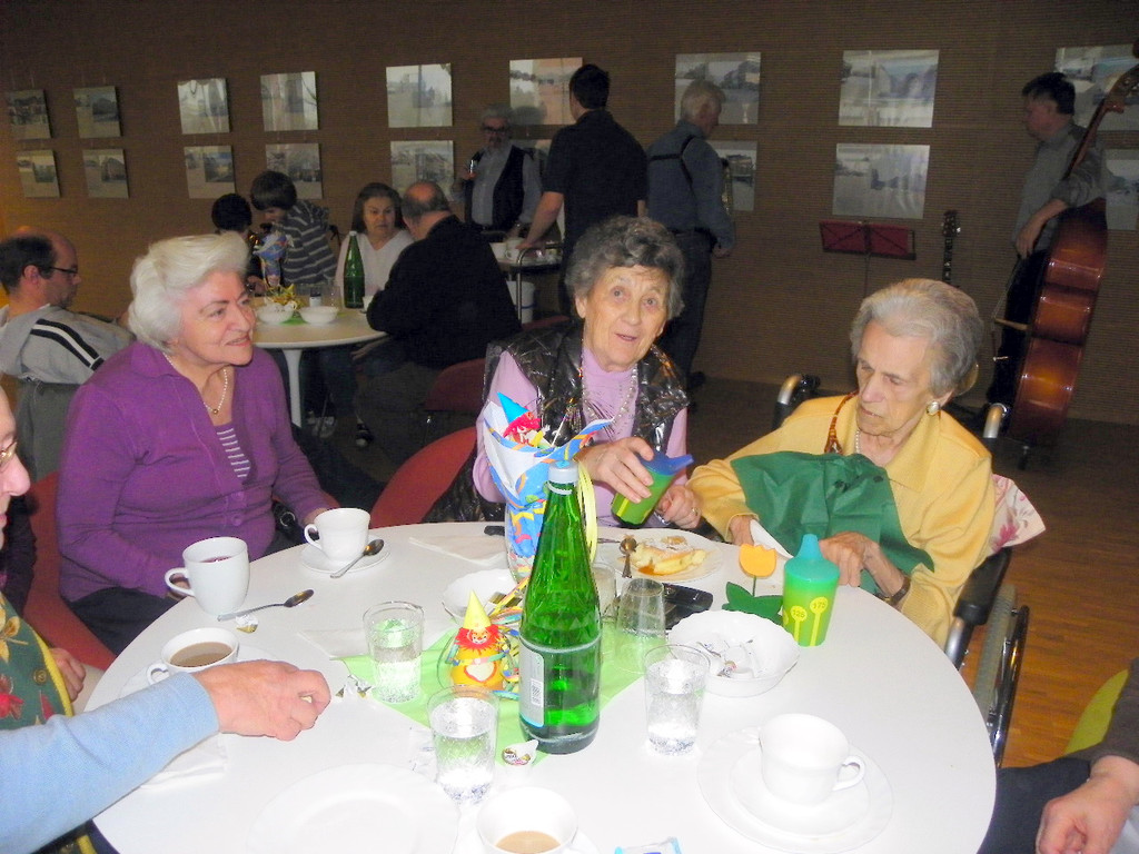 109_3876_jpg-1298109939