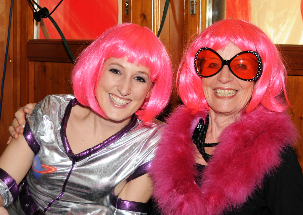 Kr__nzle Viktoria 19_02_2011 4_jpg-1298144699