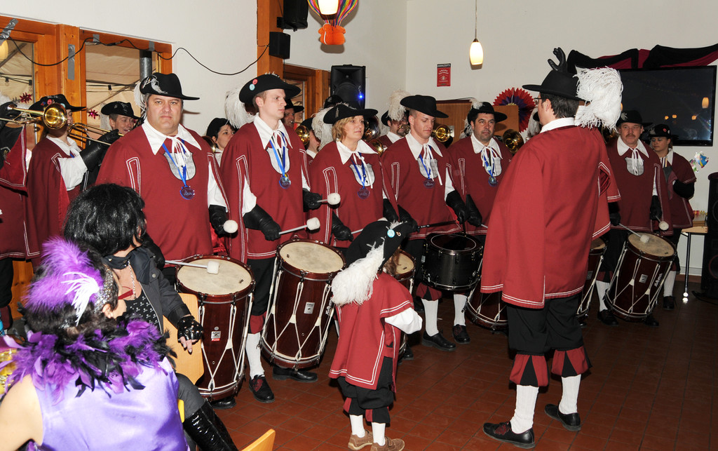 Kr__nzle Viktoria 19_02_2011 63_jpg-1298145453