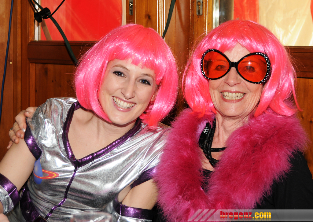 Kr__nzle Viktoria 19_02_2011 4_jpg-1298148251.jpg