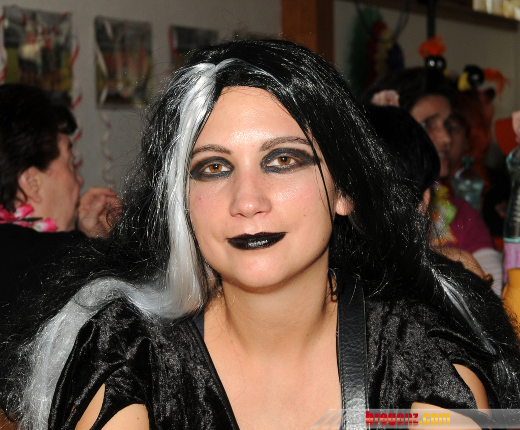 Kr__nzle Viktoria 19_02_2011 12_jpg-1298148278.jpg