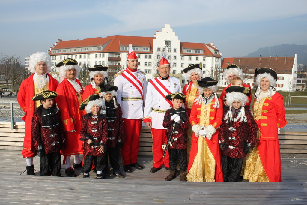 Zunft Baeuumle KAISER Fototermin 2011 _1__jpg-1298216007