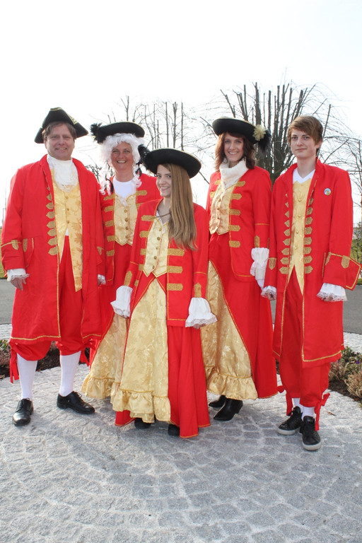 Zunft Baeuumle KAISER Fototermin 2011 _18__jpg-1298216246