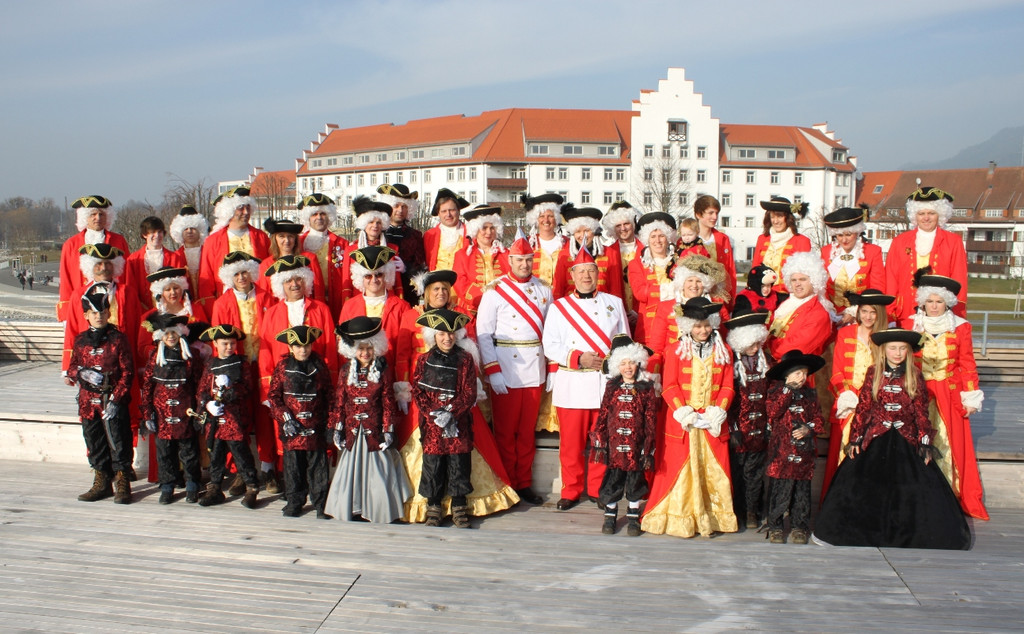 Zunft Baeuumle KAISER Fototermin 2011 _33__jpg-1298216445