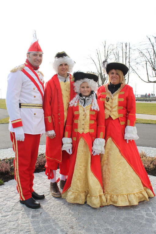 Zunft Baeuumle KAISER Fototermin 2011 _19__jpg-1298216260