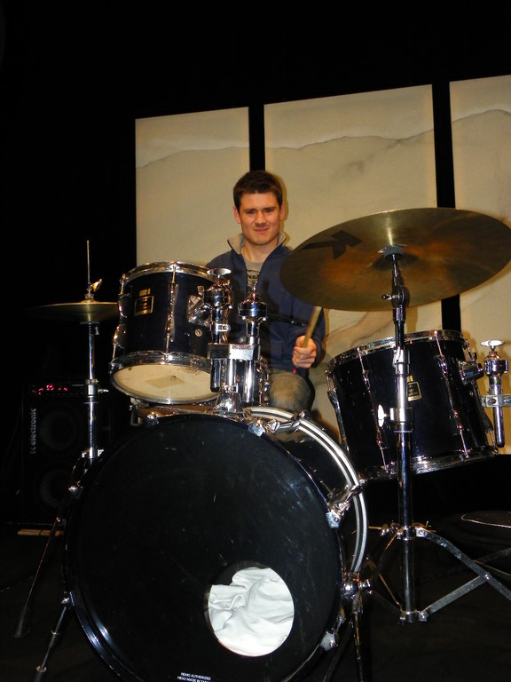 107_9445_jpg-1298323030