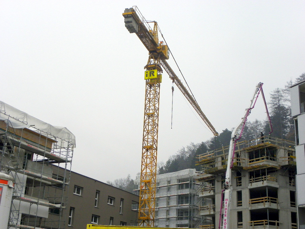 109_3861_jpg-1298328156