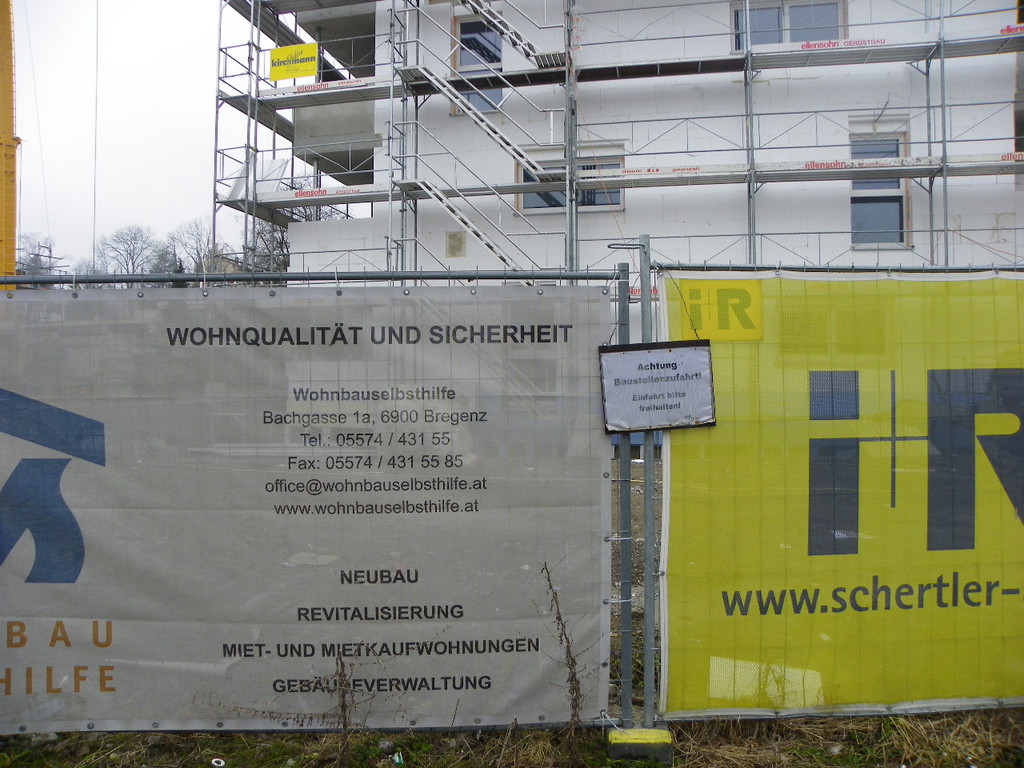 109_3859_jpg-1298328218