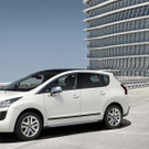 Der neue Peugeot 3008 HYbrid4 