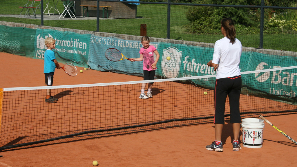 Tennis Camp 04_jpg-1298553709