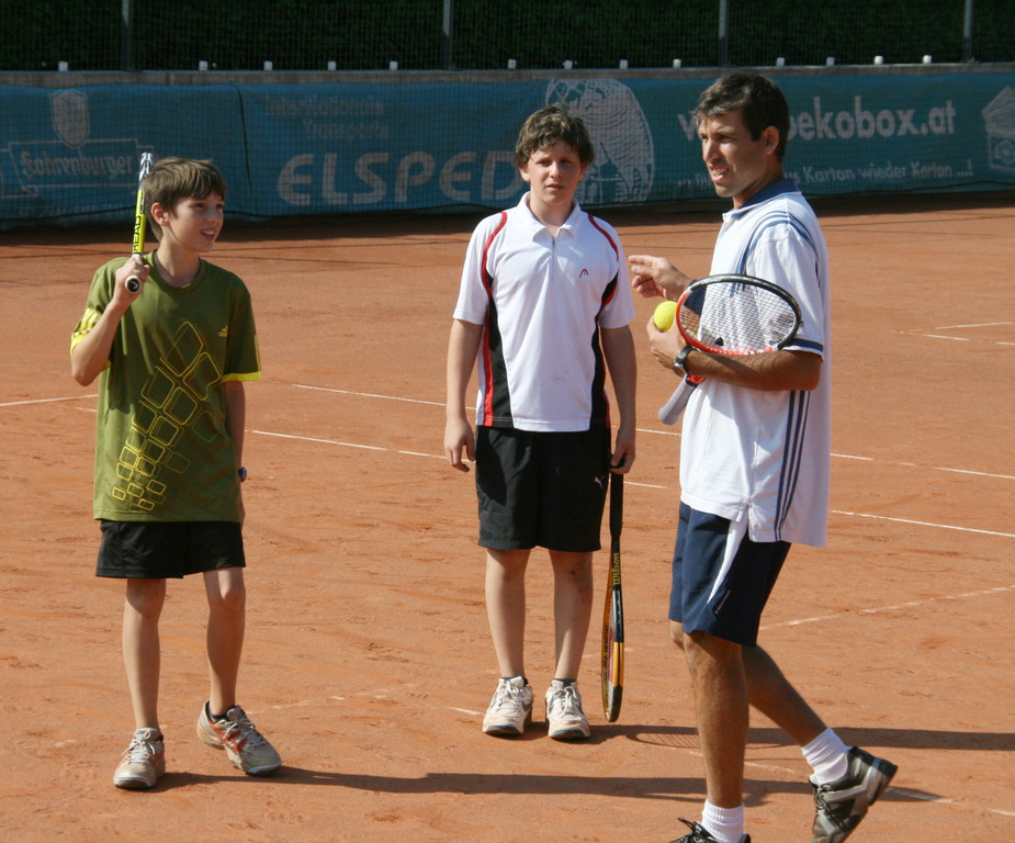 Tennis Camp  09 092_jpg-1298553769