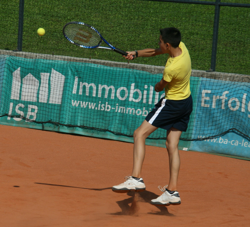 Tennis Camp  09 102_jpg-1298553810