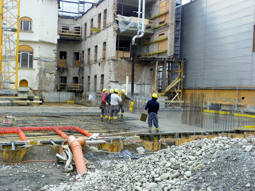 22_2_11 008_jpg-1298592190