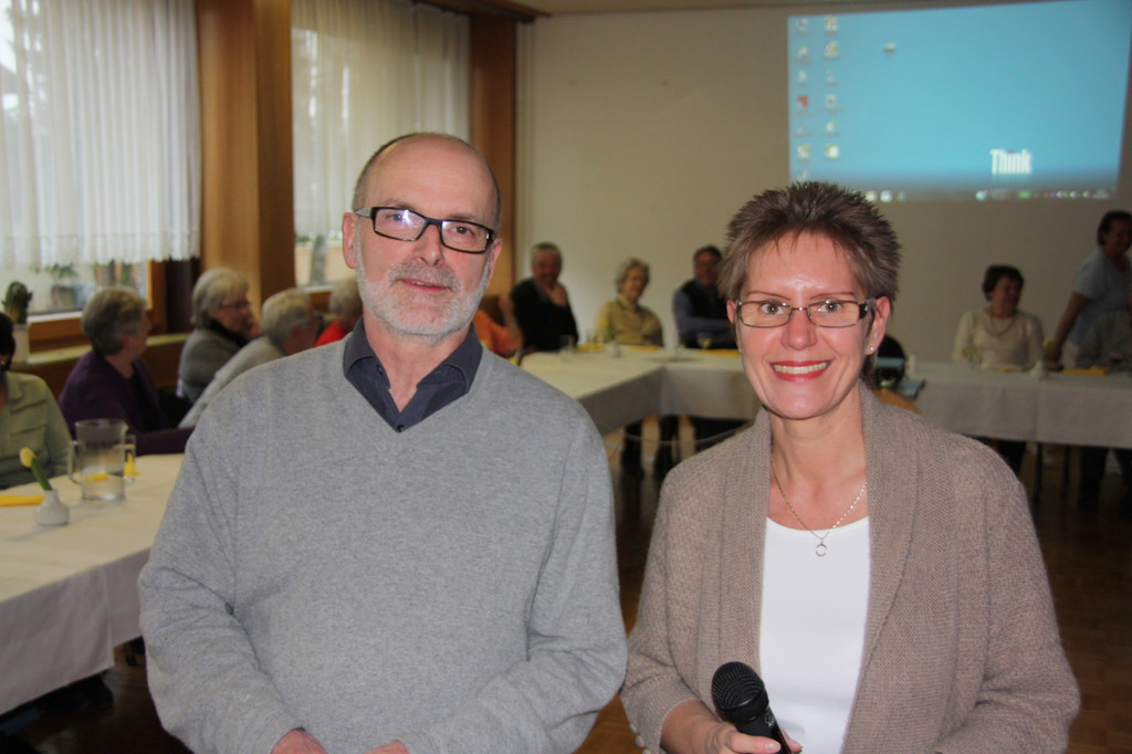 Erz__hlcafe Kirche 045.JPG