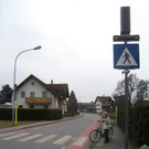 Photovoltaik betriebene Schutzweg-Blinkanlage in der Ziegelbachstraße