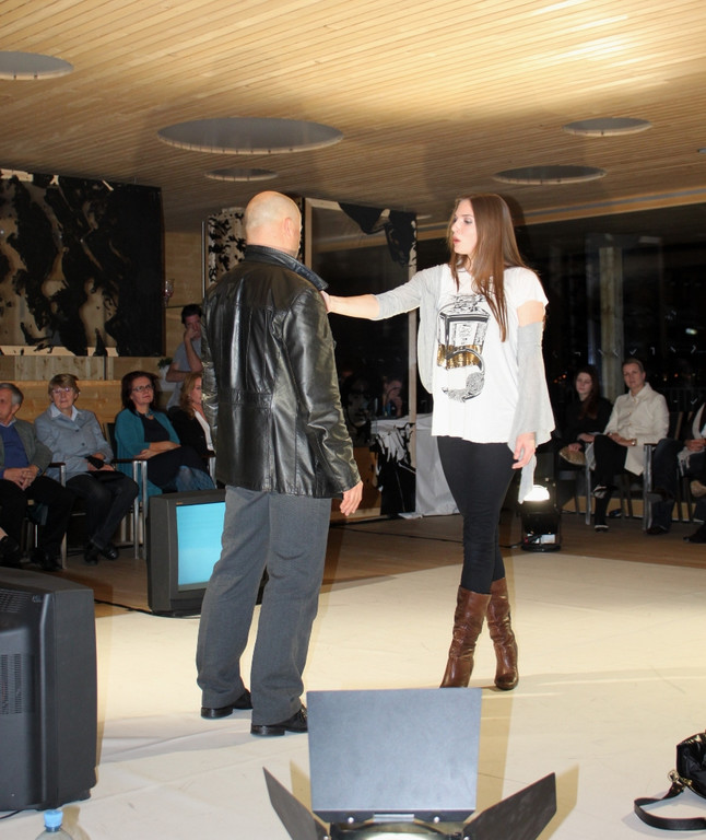 THEATER Interview Badehaus Seehotel 2011 _7__jpg-1298727525