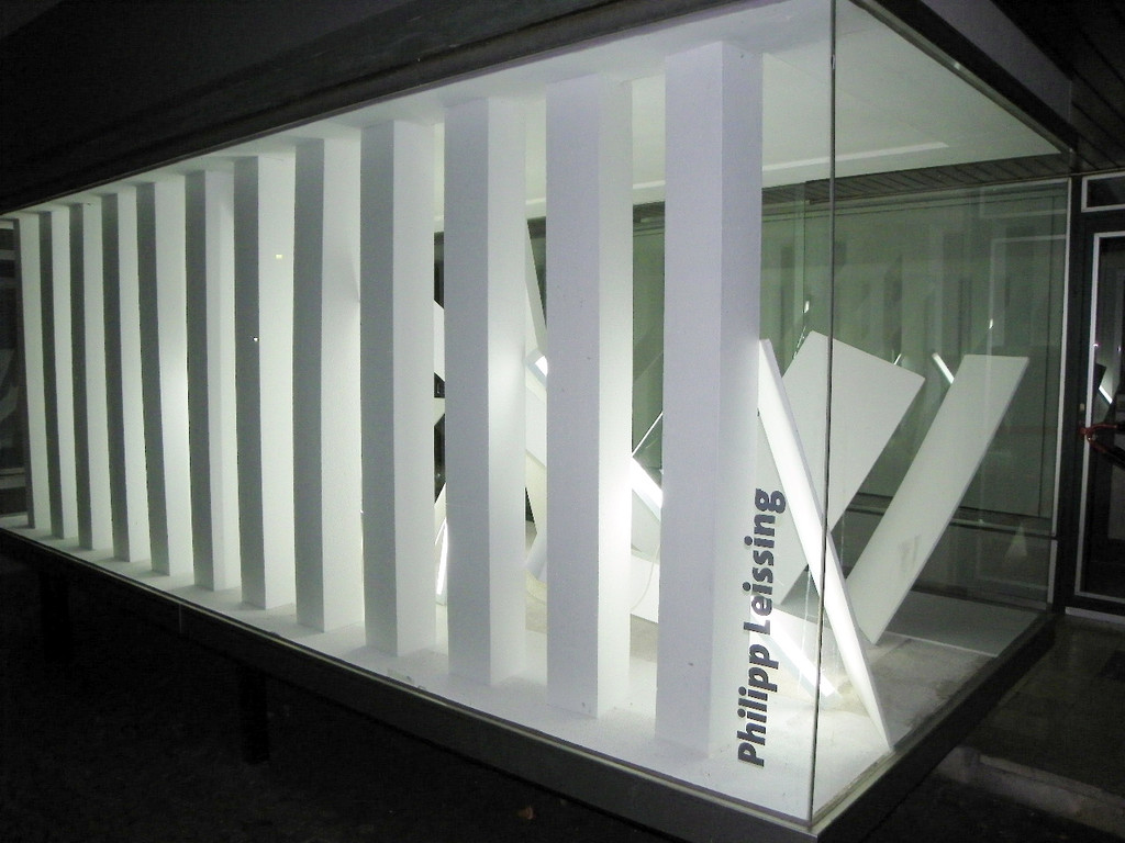 107_5704_jpg-1298765629