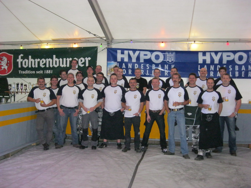 Gruppenfoto3_JPG-1298882138