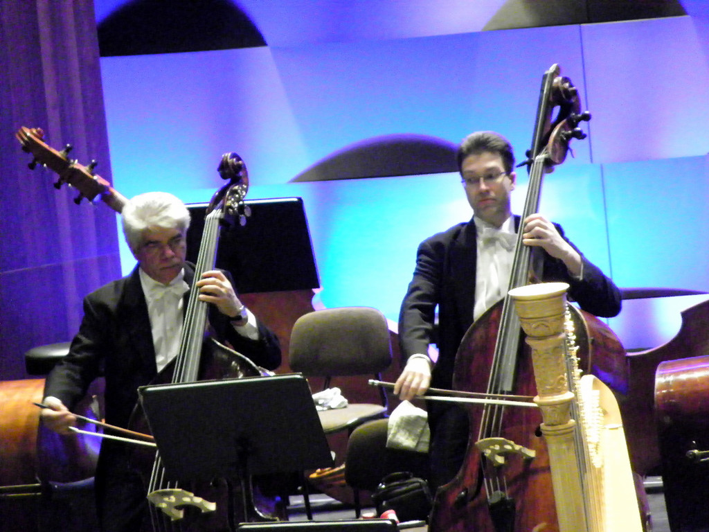 109_5619_JPG-1299367700