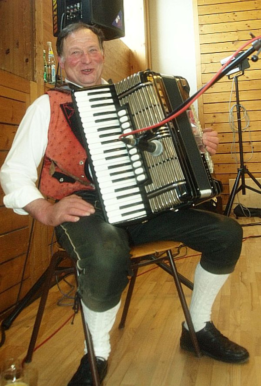 5_2_2011 gro__dorfnachmittag10.jpg