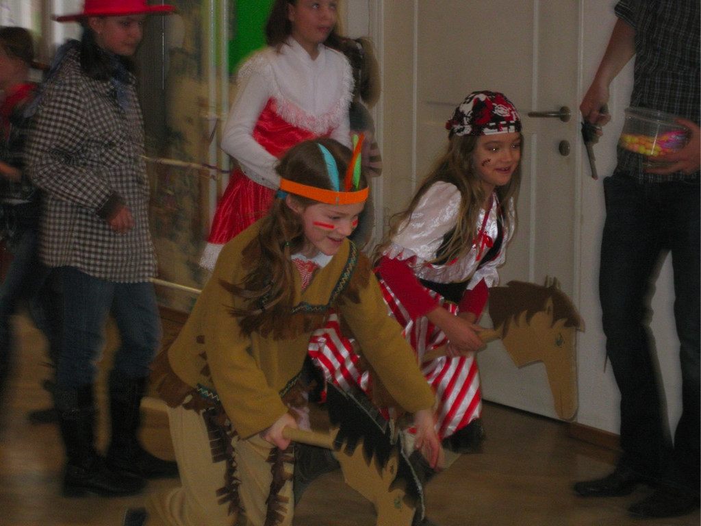 BK_kinderfaschingFK 37_jpg-1299441226
