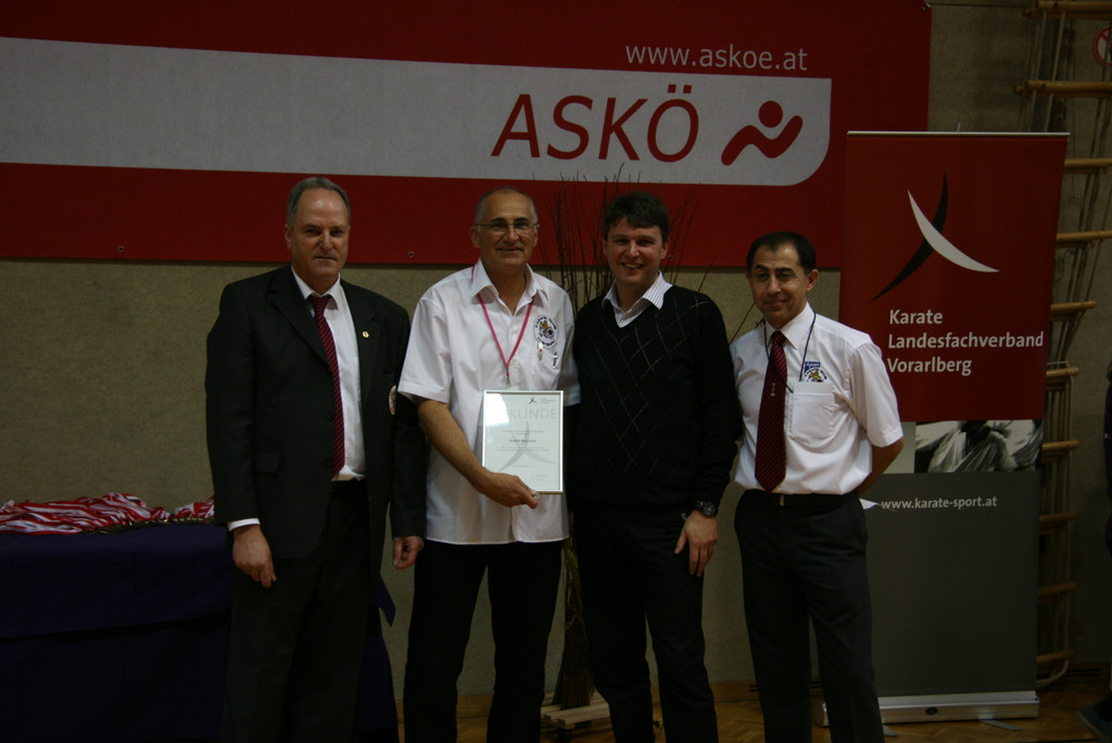 karate aaa_JPG-1299443345