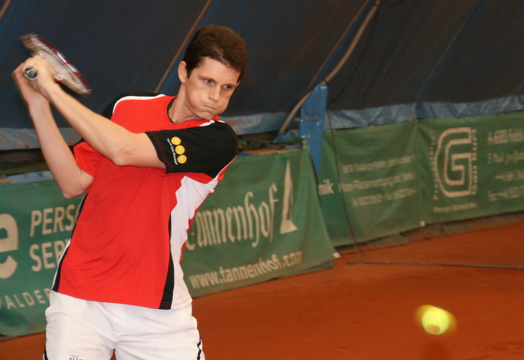 Tennis  5 _4__jpg-1299445103