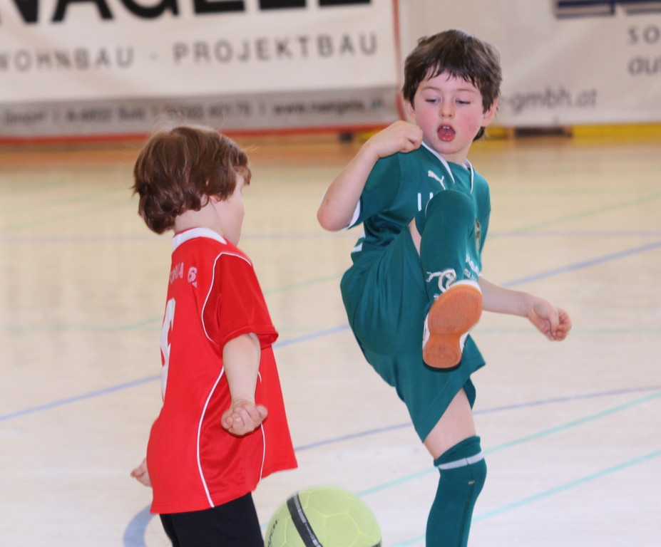 Halle Sonntag RW  011 200_jpg-1299489206