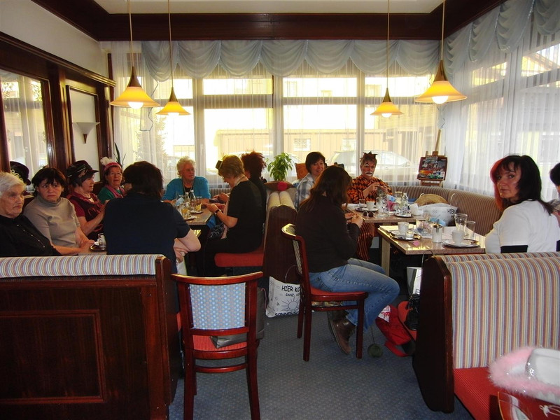 Strickcafe Fasching 03_03_11 CIMG5358.JPG