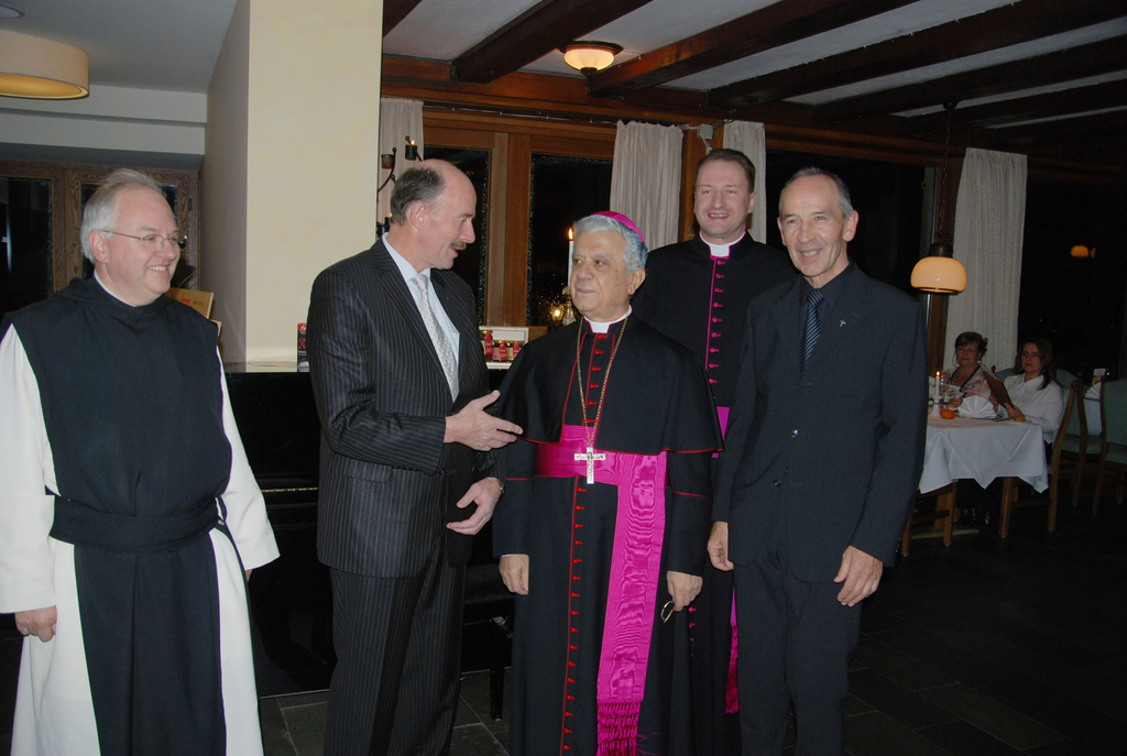 nuntius_empfang_halder08_jpg-1299859629