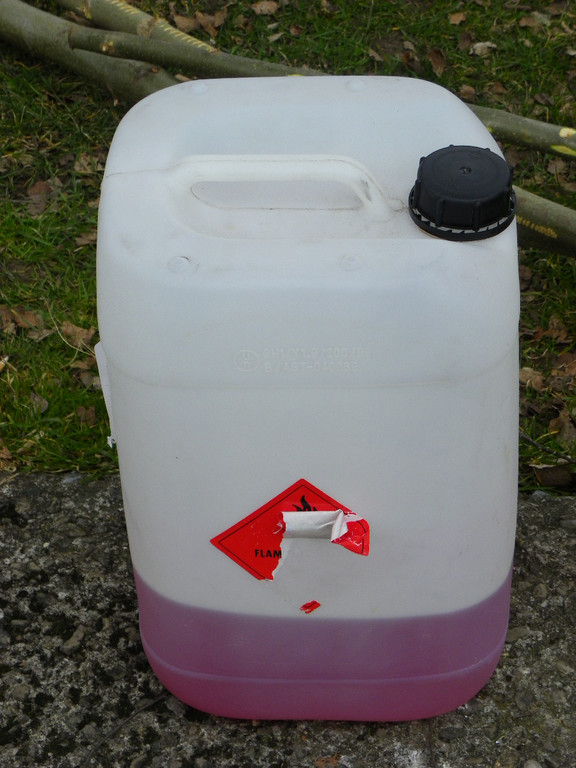 109_7438_JPG-1299943935