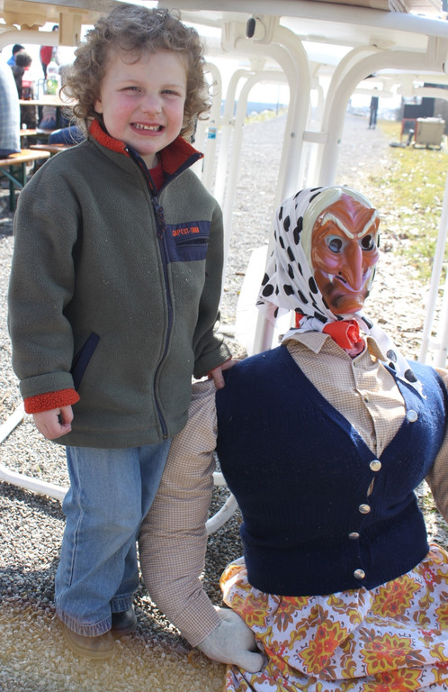 Funkenbauer Lochau an der Arbeit 2011 _25__jpg-1299943839