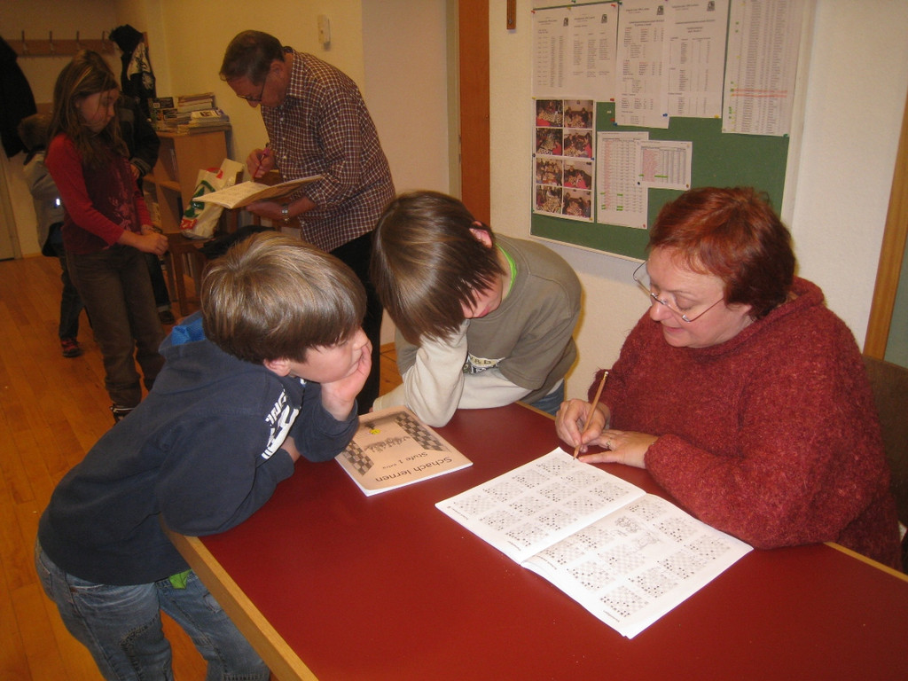 Schach Nachwuchs KURS 2011 _3__jpg-1299949393