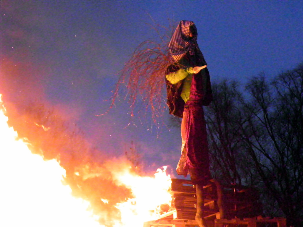 109_7685_JPG-1299973383