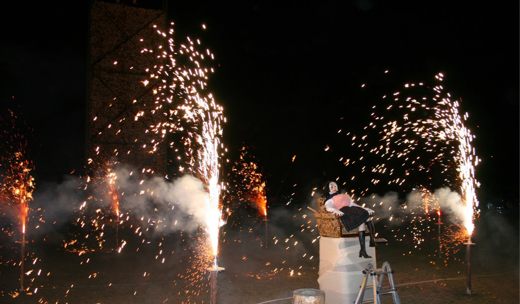 BK_funkennofels2011 13_jpg-1300054297