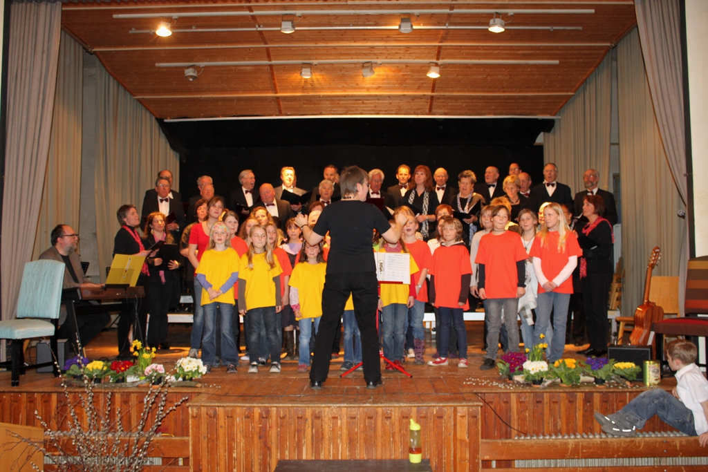 Gemeinschaftskonzert Konzert Festhalle 2010 _3__jpg-1300083360
