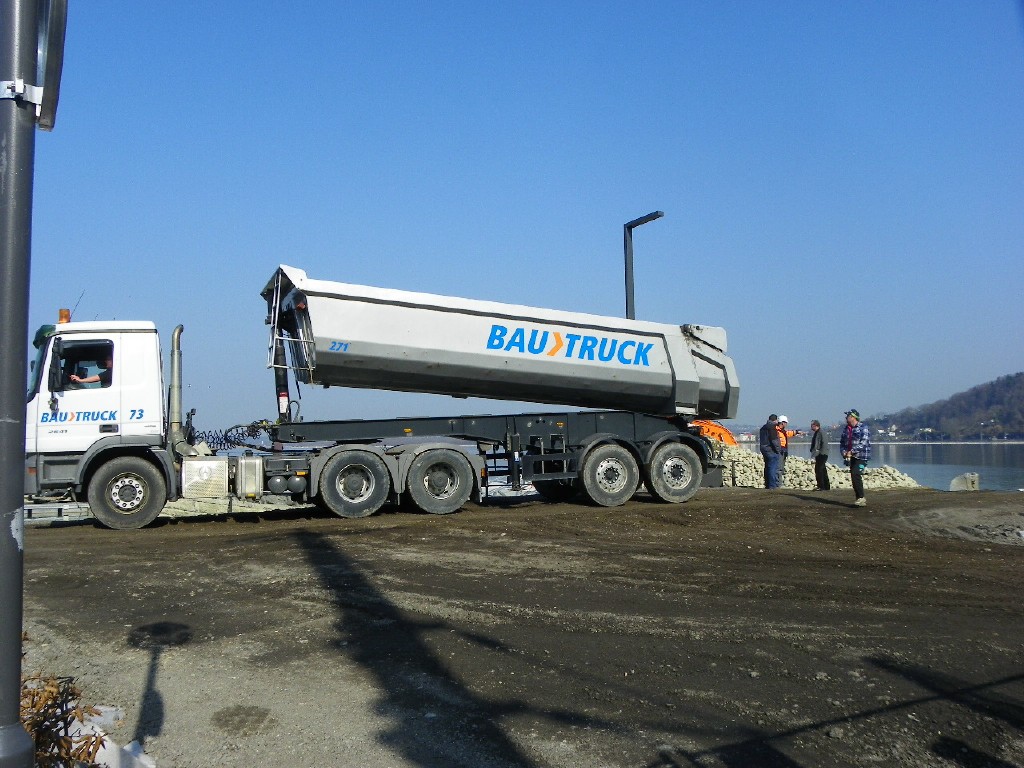 109_6210_resized_jpg-1300152458