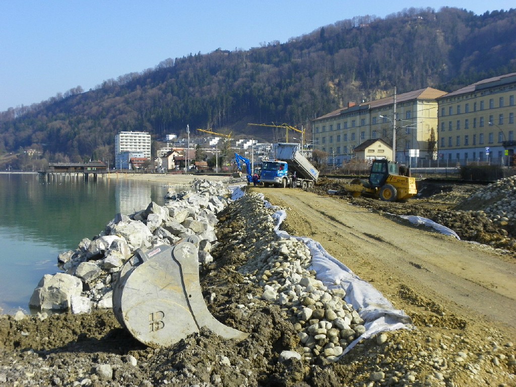 109_6221_resized_jpg-1300152429