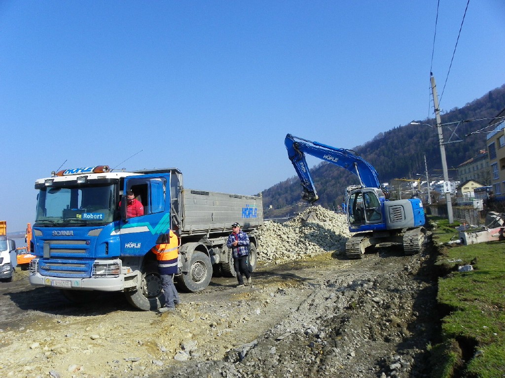 109_6229_resized_jpg-1300152442