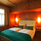 25-Zimmer.jpg
