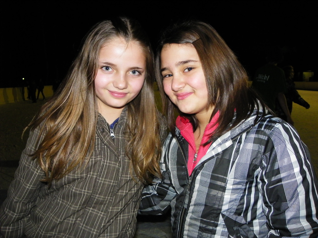 109_0875_jpg-1300400977