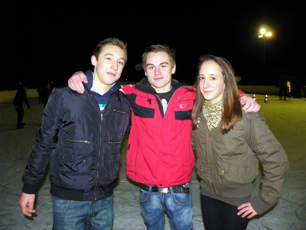 109_0847_jpg-1300400990