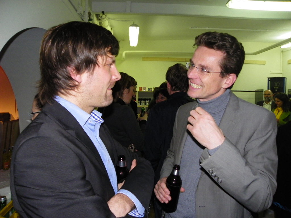 109_8243_JPG-1300496066