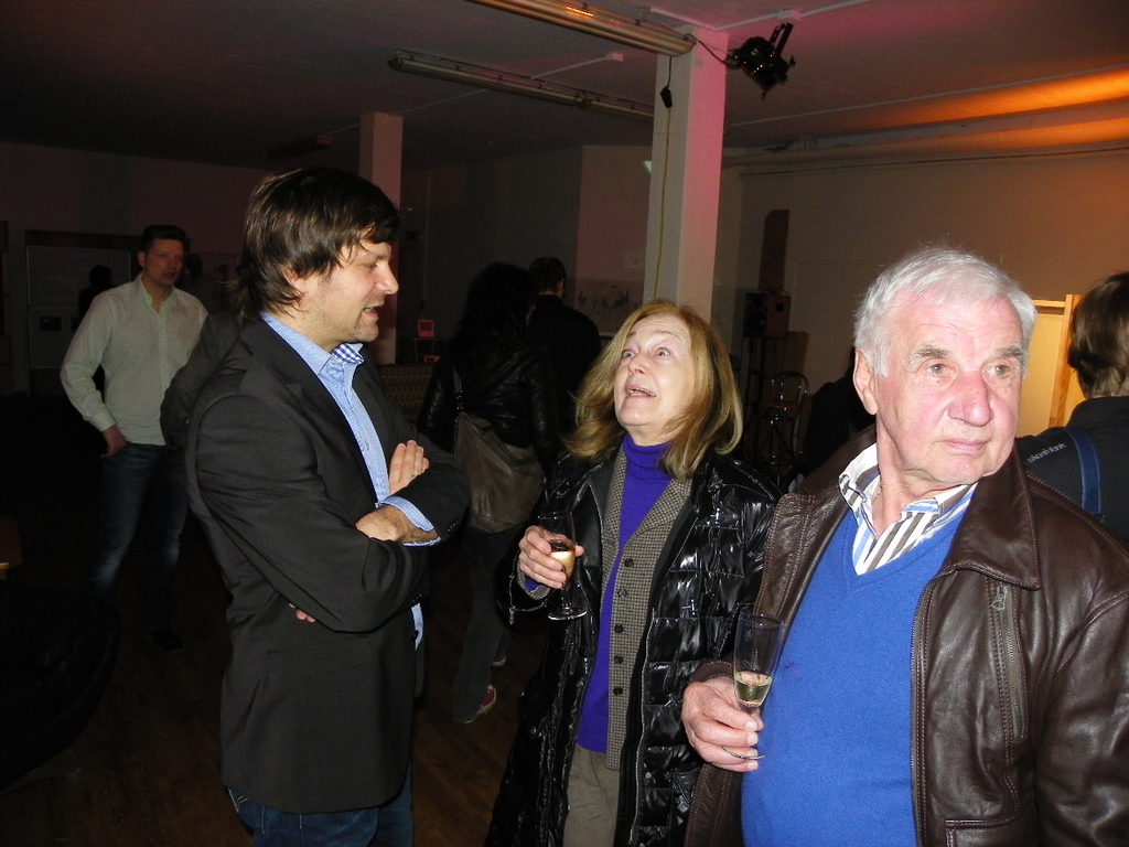 109_8162_JPG-1300496129