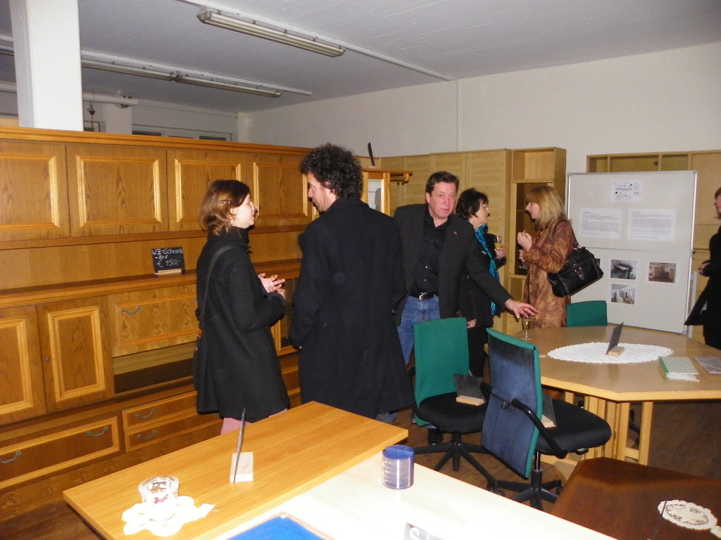 109_8165_JPG-1300496151