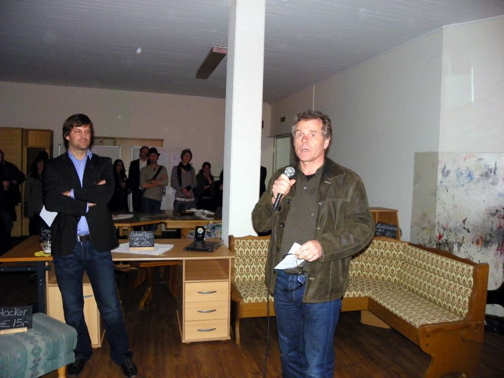 109_8191_JPG-1300496335