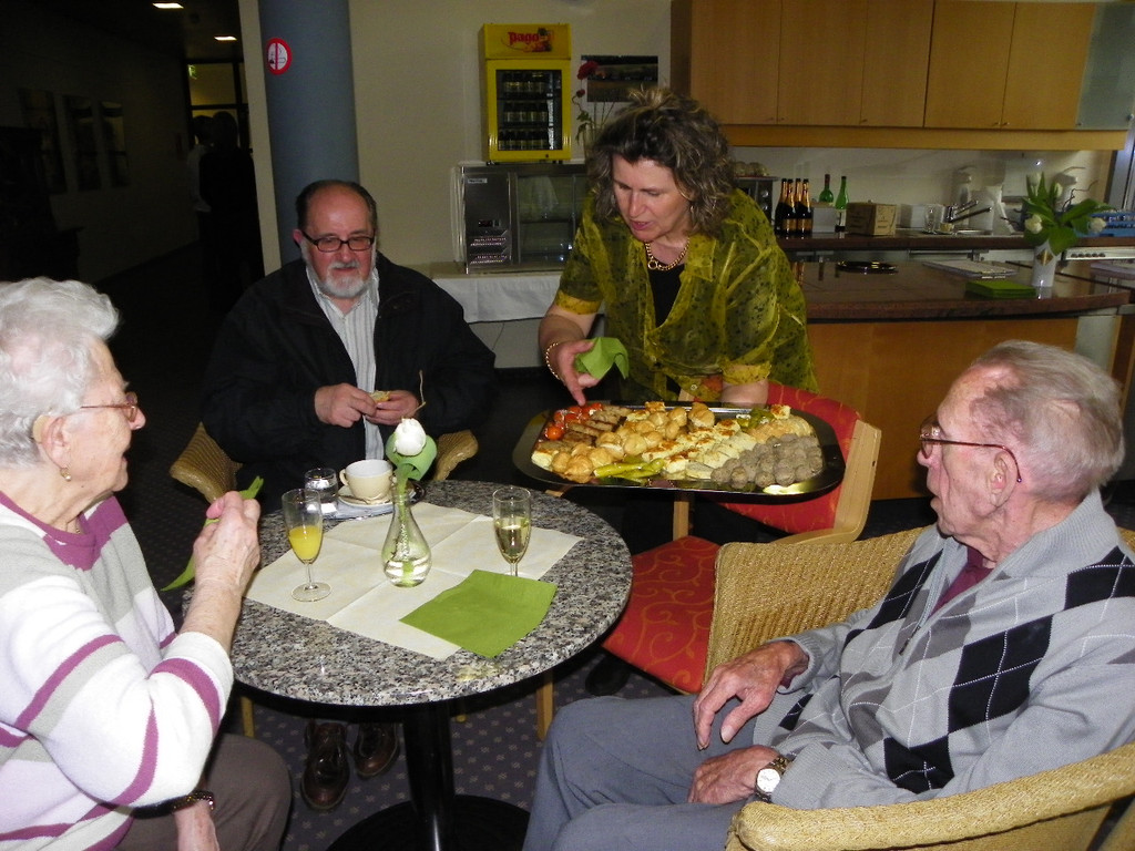 109_8130_JPG-1300533835